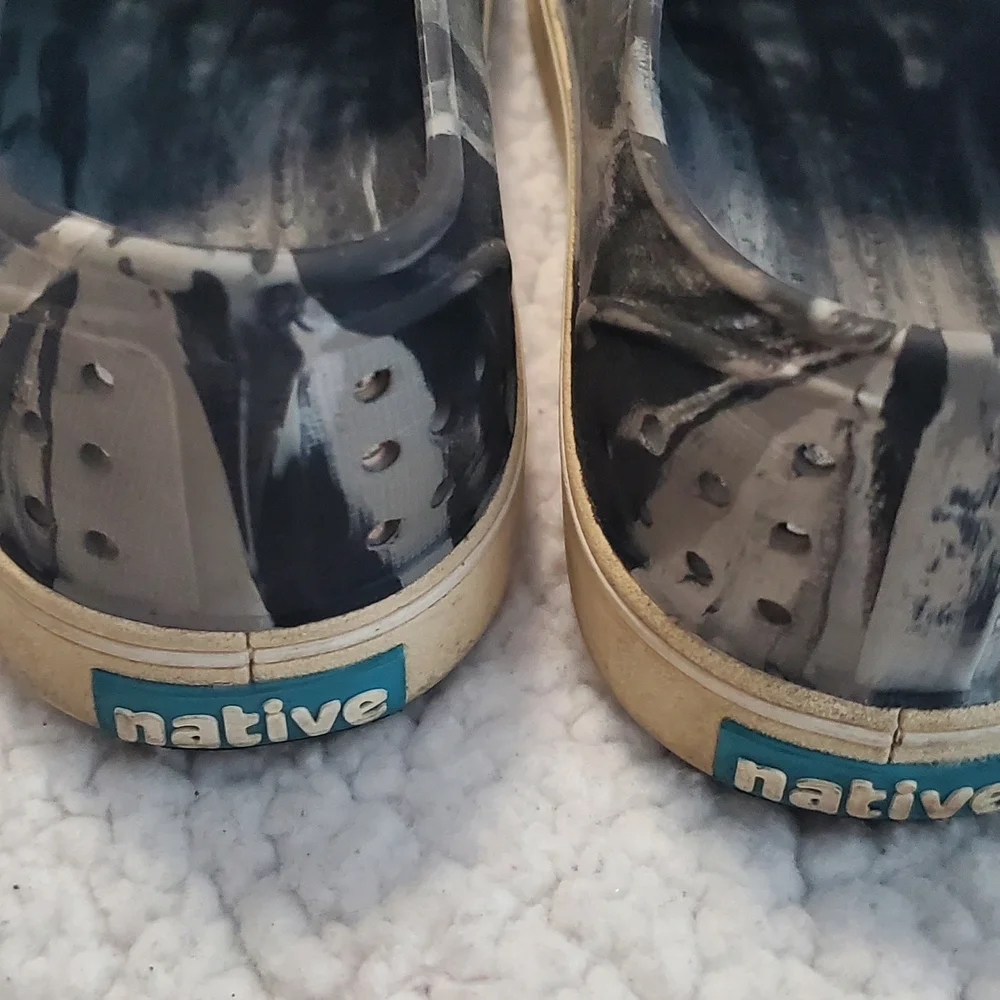 Native- Used Black and Gray Slip-On Shoes
